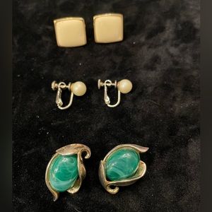 3 pair vintage clip on earrings. SN